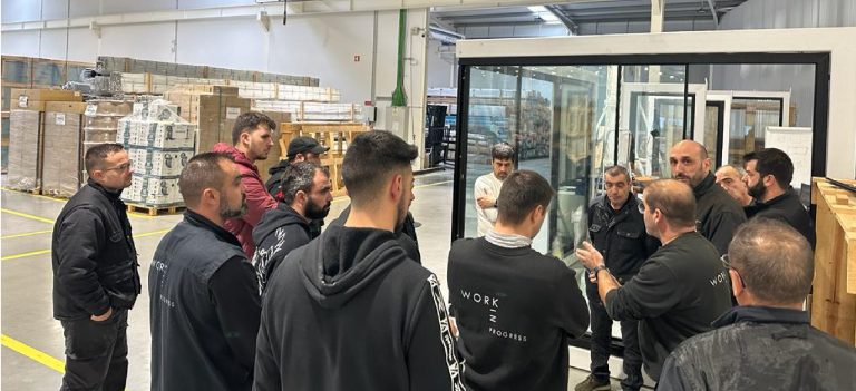 HYLINE dedica o início de ano à formação de Instaladores